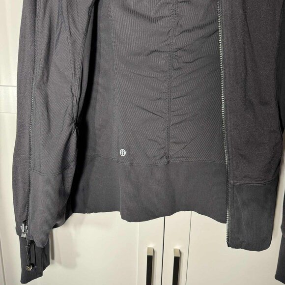 Lululemon athletica reversable Sweater Zipper hoodie pockets Black Size 6 - Picture 8 of 11
